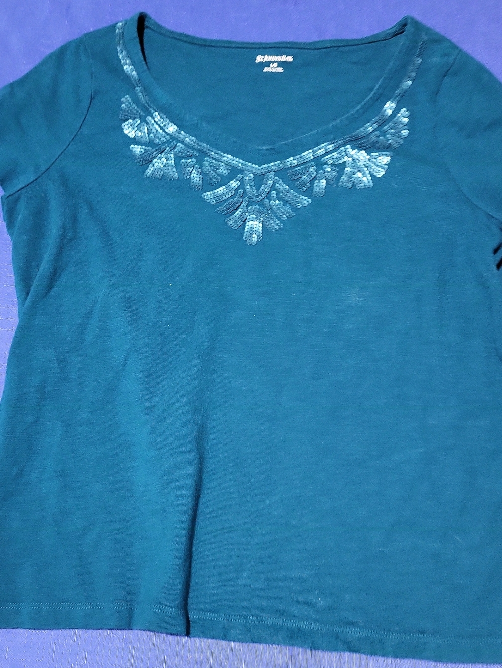 Signature Teal Short-Sleeve V-Neck Tee with Sequin Accent